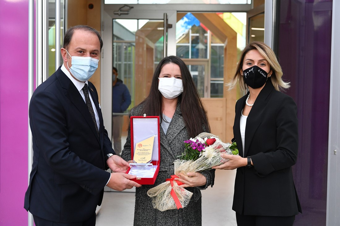 BEYLİKDÜZÜ HÜSEYİN TÜTÜNCÜ GÜNDÜZ ÇOCUK BAKIMEVİ HİZMETE AÇILDI