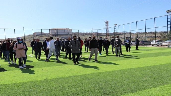 Halfeti ilçesinde bir futbol sahasının daha açılışı yapıldı