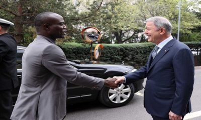 Millî Savunma Bakanı Hulusi Akar, Liberya Savunma Bakanı Daniel Dee Ziankahn ile Bir Araya Geldi