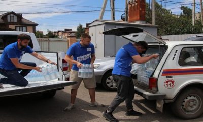 Волонтёры «Единой России» и МГЕР доставили в Батайск Ростовской области помощь для пострадавших от пожара